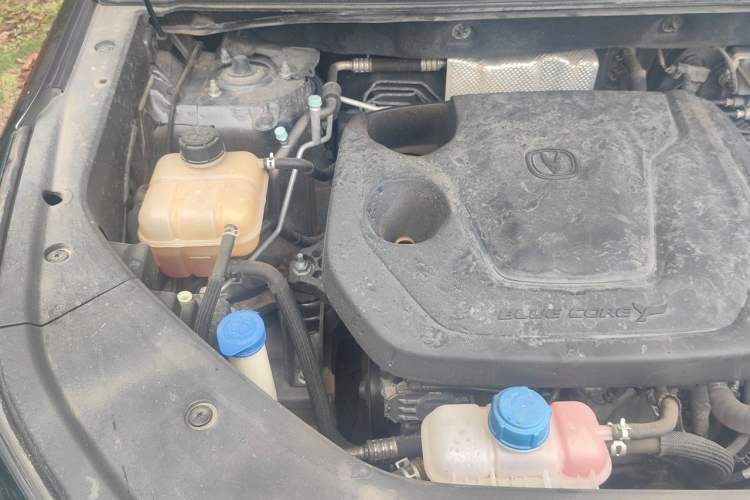 Used CHANGAN CS75 PLUS 2022 2nd Generation 1.5T Automatic Prestige Version Engine Bay Right