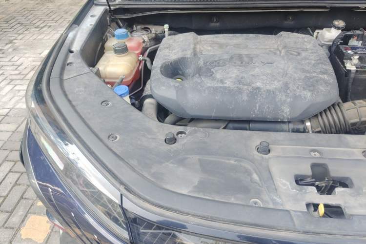 Used CHANGAN CS75 PLUS 2022 2.0T Automatic Flagship Edition Engine Bay Right