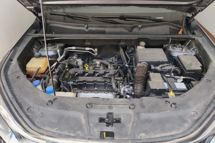 Used CHANGAN CS75 PLUS 2022 Classic Edition 1.5T Automatic Pioneer Model Engine Bay