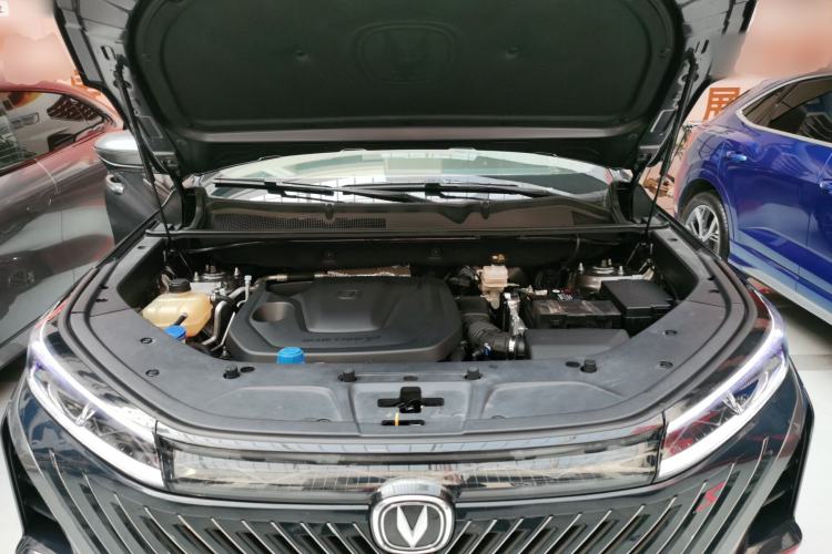 Used CHANGAN CS75 PLUS 2022 2nd Generation 1.5T Automatic Pilot Version Engine Bay