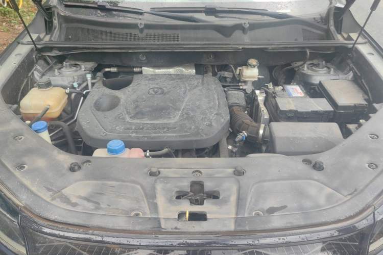 Used CHANGAN CS75 PLUS 2022 2nd Generation 1.5T Automatic Prestige Version Engine Bay