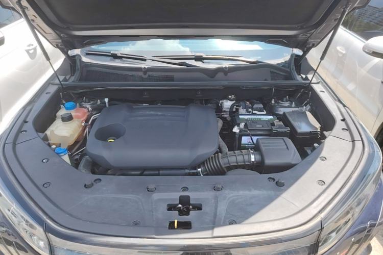 Used CHANGAN CS75 PLUS 2022 Second-Generation 2.0T Automatic Prestige Model Engine Bay