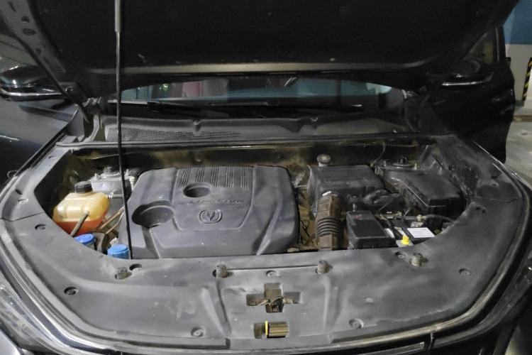 Used CHANGAN CS75 PLUS 2022 1.5T Automatic Luxury Model Engine Bay