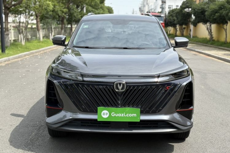 Used CHANGAN CS75 PLUS 2022 Second-Generation 2.0T Automatic Prestige Model Exterior 3