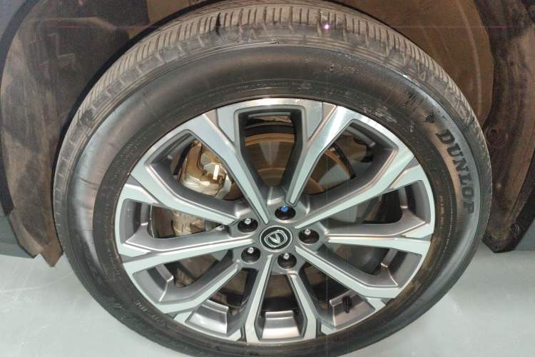Used CHANGAN CS75 PLUS 2022 2.0T Automatic Pilot Version Exterior 4