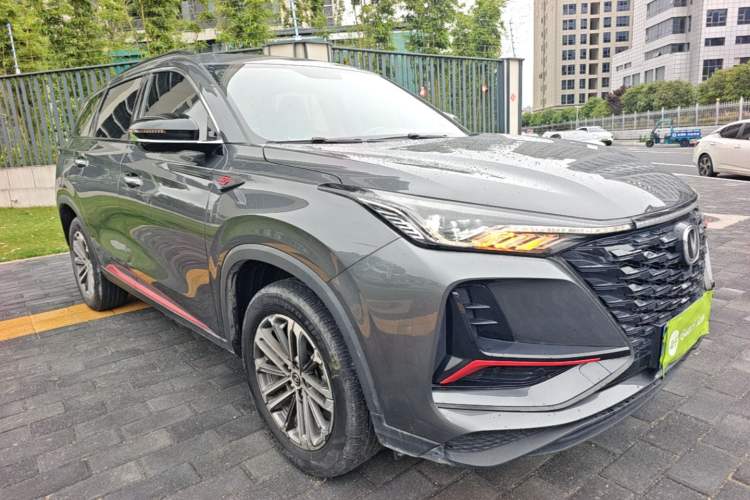 Used CHANGAN CS75 PLUS 2022 1.5T Automatic Luxury Model Front Right 45 Deg