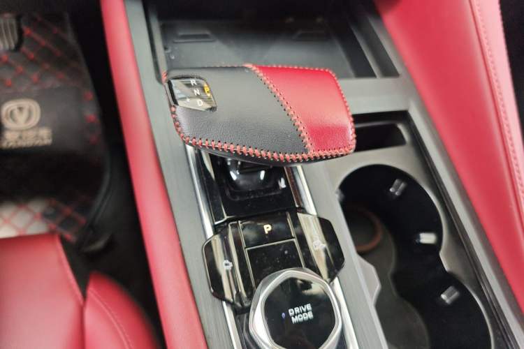 Used CHANGAN CS75 PLUS 2022 2nd Generation 1.5T Automatic Prestige Version Gear Lever
