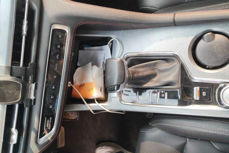 Used CHANGAN CS75 PLUS 2022 1.5T Automatic Elite Version Gear Lever