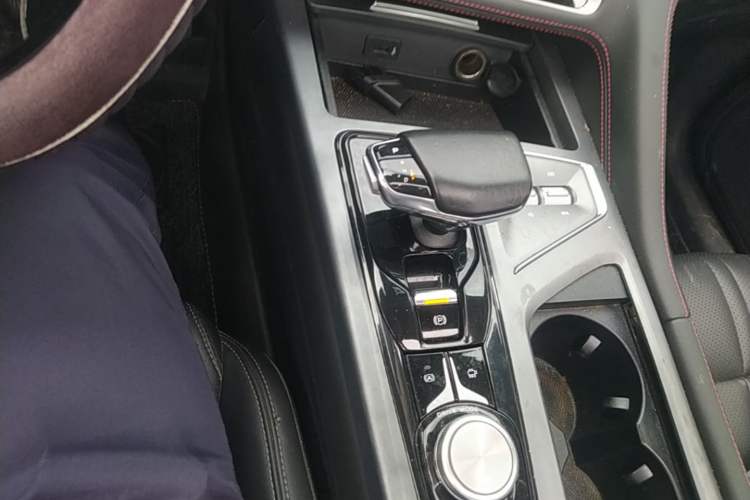 Used CHANGAN CS75 PLUS 2022 1.5T Automatic Prestige Model Gear Lever