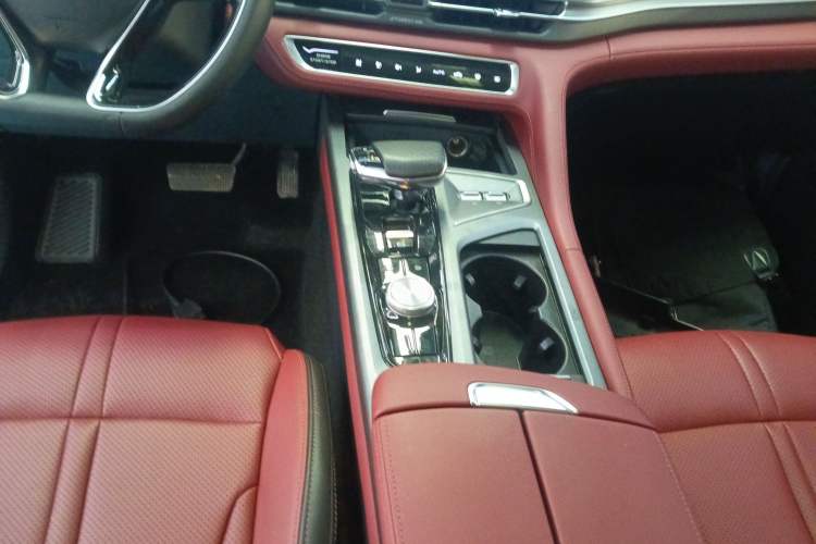 Used CHANGAN CS75 PLUS 2022 1.5T Automatic Luxury Model Gear Lever