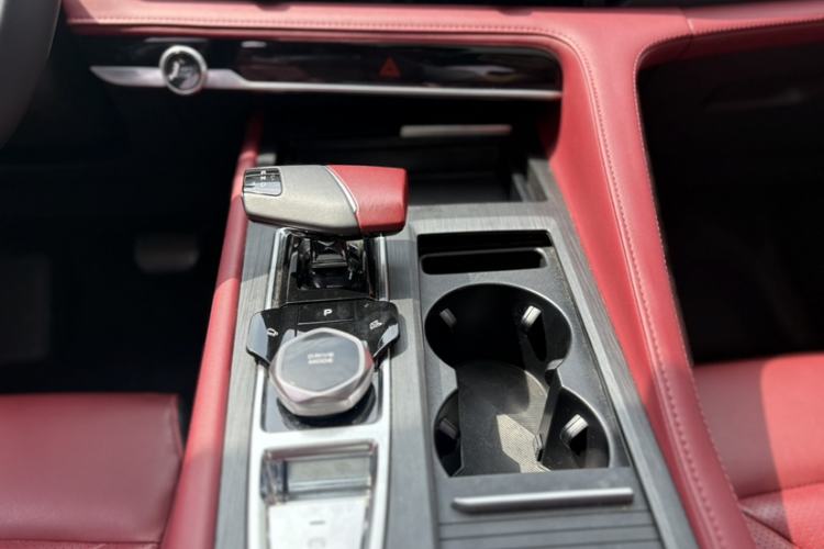 Used CHANGAN CS75 PLUS 2022 Second-Generation 2.0T Automatic Prestige Model Gear Lever