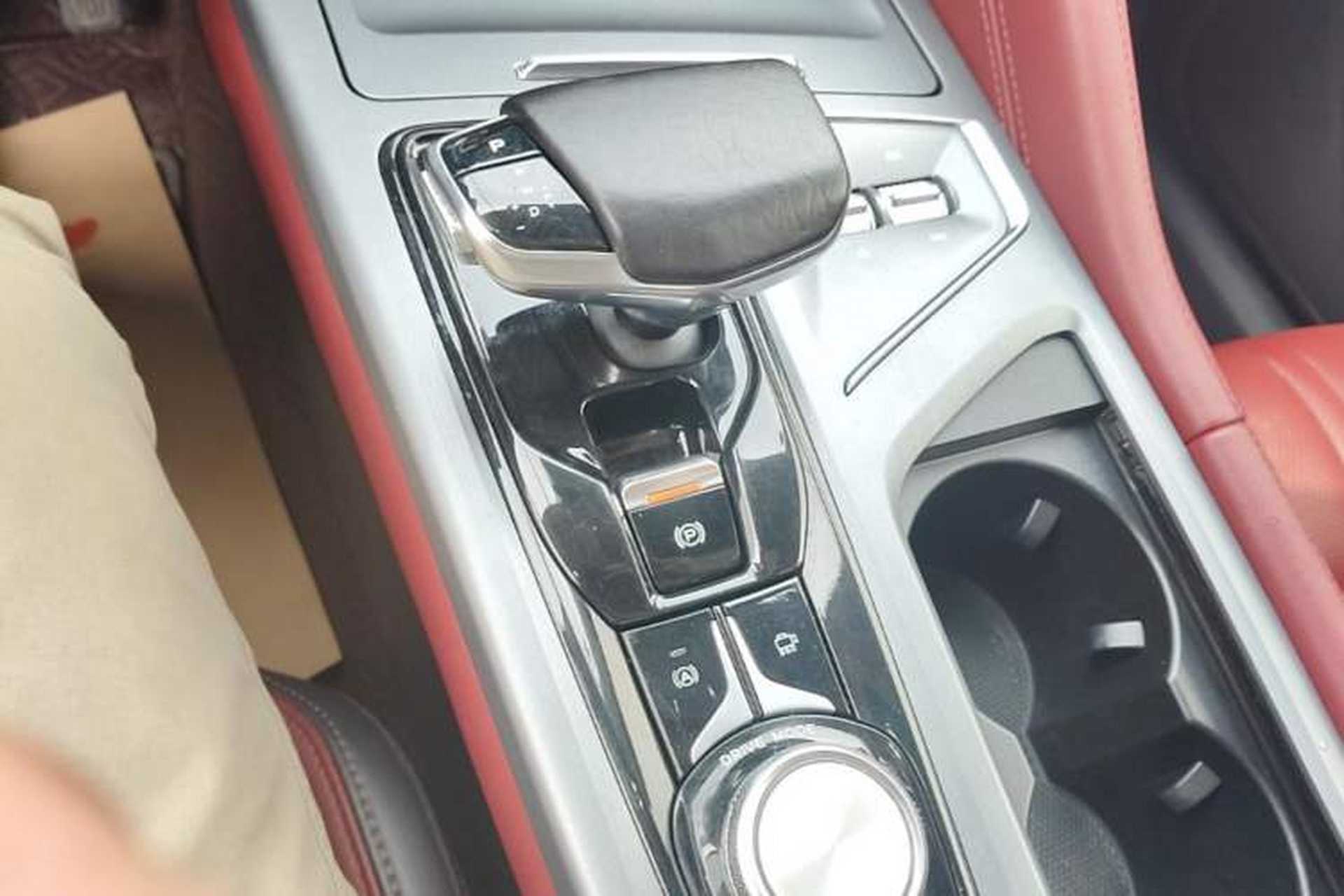 Used CHANGAN CS75 PLUS 2022 1.5T Automatic Luxury Model Gear Lever