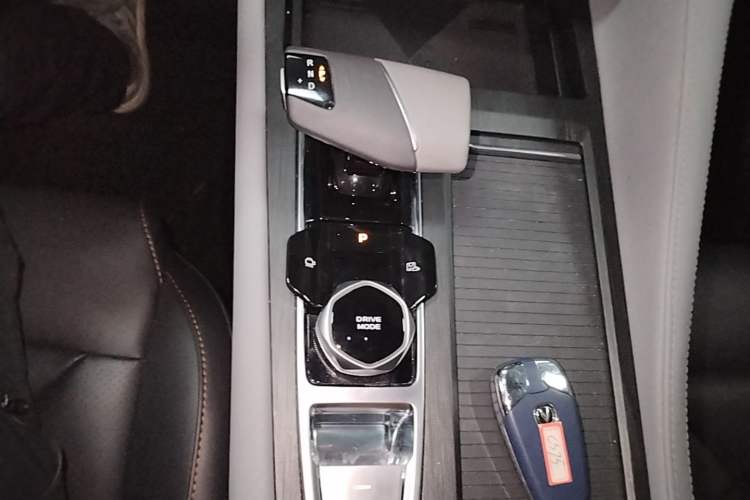 Used CHANGAN CS75 PLUS 2022 2nd Generation 1.5T Automatic Prestige Version Gear Lever