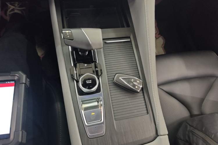 Used CHANGAN CS75 PLUS 2022 2nd Generation 1.5T Automatic Prestige Version Gear Lever