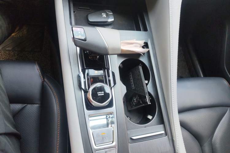 Used CHANGAN CS75 PLUS 2022 2nd Generation 1.5T Automatic Pilot Version Gear Lever