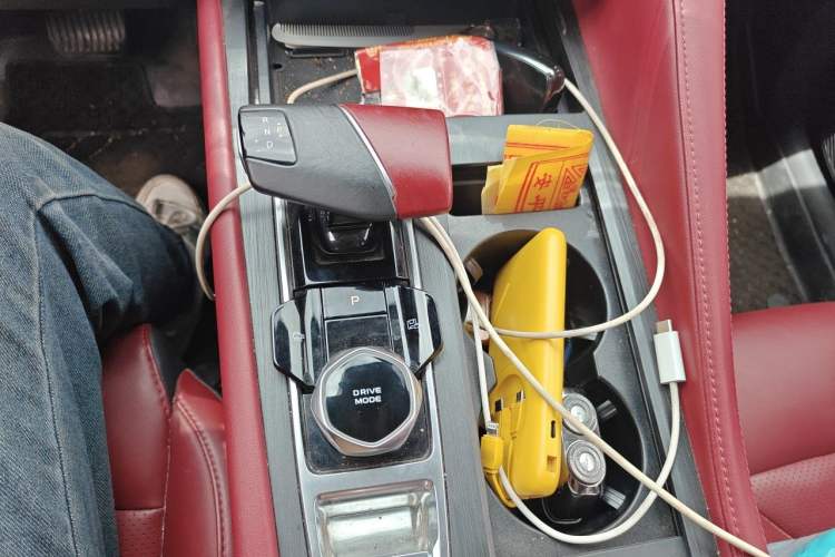 Used CHANGAN CS75 PLUS 2022 2nd Generation 1.5T Automatic Luxury Edition Gear Lever