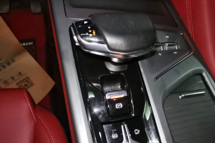 Used CHANGAN CS75 PLUS 2022 2.0T Automatic Pilot Version Gear Lever