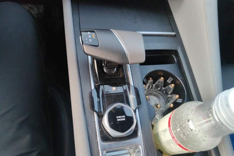 Used CHANGAN CS75 PLUS 2022 2nd Generation 1.5T Automatic Prestige Version Gear Lever