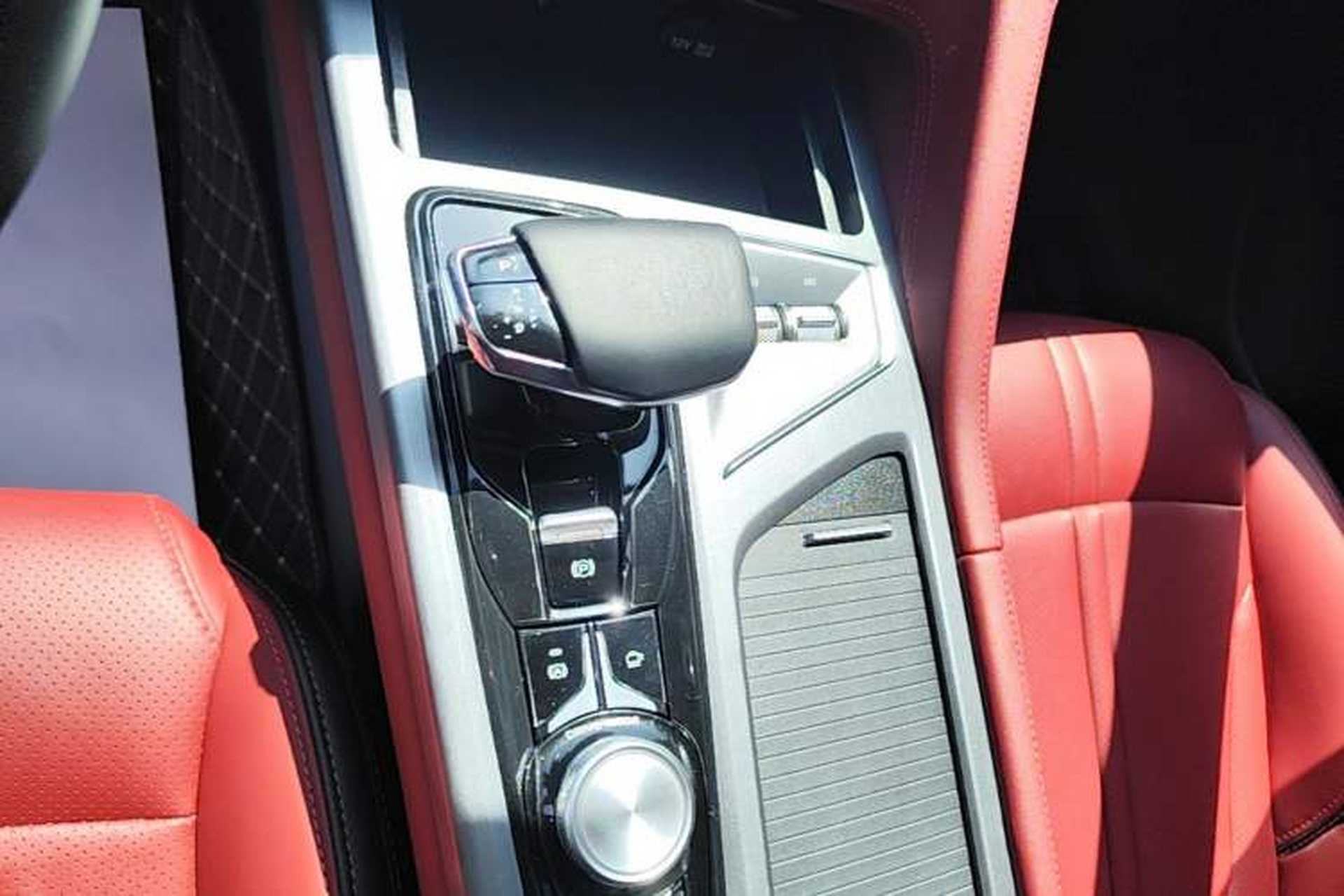 Used CHANGAN CS75 PLUS 2022 1.5T Automatic Luxury Model Gear Lever