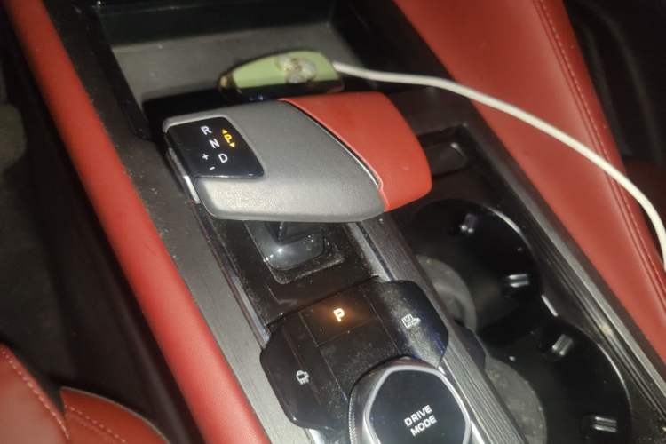 Used CHANGAN CS75 PLUS 2022 2nd Generation 1.5T Automatic Prestige Version Gear Lever