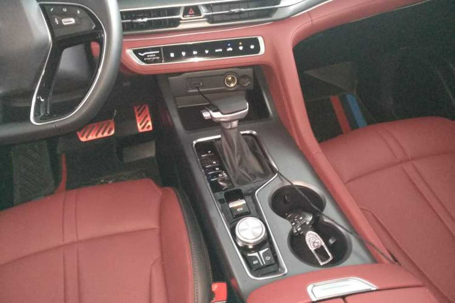 Used CHANGAN CS75 PLUS 2022 Classic Edition 1.5T Automatic Pioneer Model Gear Lever