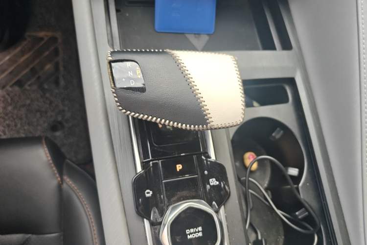 Used CHANGAN CS75 PLUS 2022 2nd Generation 1.5T Automatic Prestige Version Gear Lever