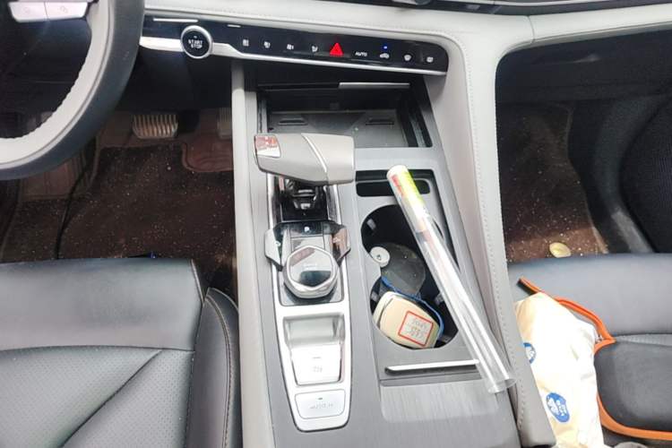 Used CHANGAN CS75 PLUS 2022 2nd Generation 1.5T Automatic Prestige Version Gear Lever