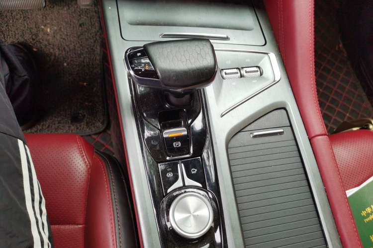 Used CHANGAN CS75 PLUS 2022 Classic Edition 1.5T Automatic Pioneer Model Gear Lever