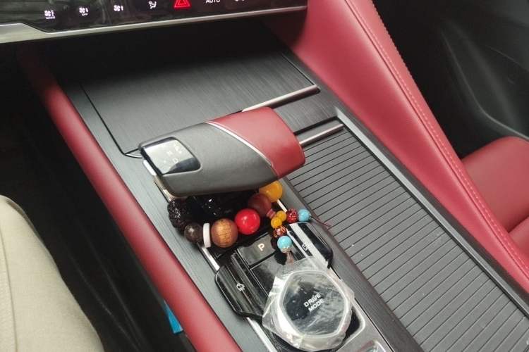 Used CHANGAN CS75 PLUS 2022 2nd Generation 1.5T Automatic Luxury Version Gear Lever