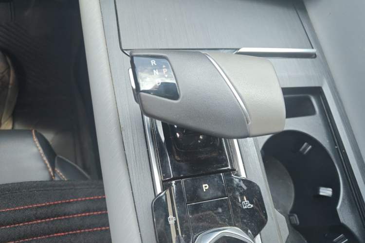 Used CHANGAN CS75 PLUS 2022 2nd Generation 1.5T Automatic Prestige Version Gear Lever
