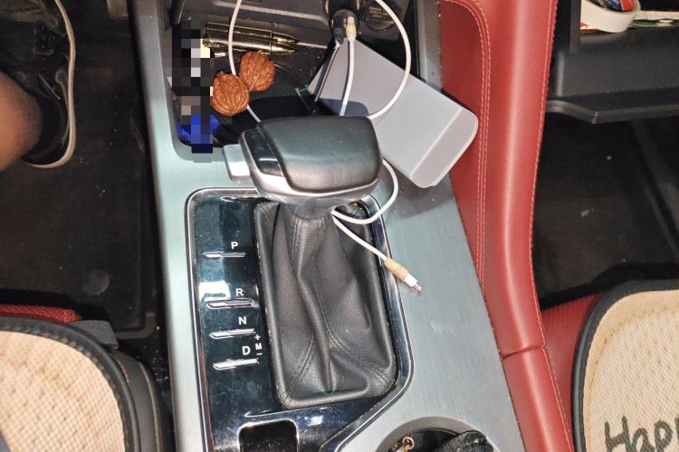 Used CHANGAN CS75 PLUS 2022 Classic Edition 1.5T Automatic Pioneer Model Gear Lever