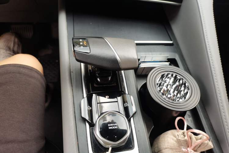 Used CHANGAN CS75 PLUS 2022 2nd Generation 1.5T Automatic Luxury Version Gear Lever