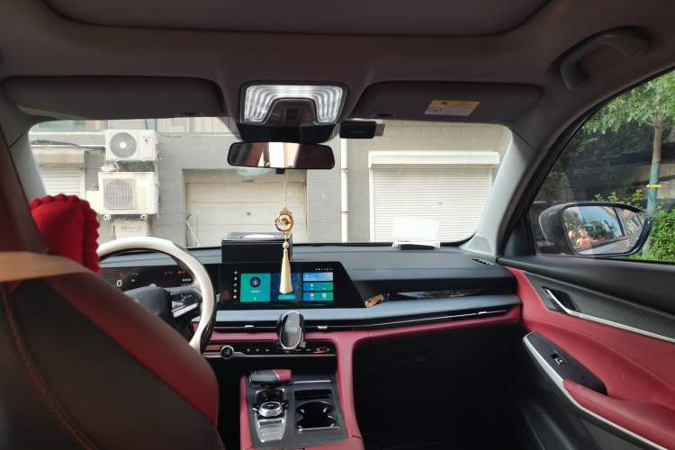 Used CHANGAN CS75 PLUS 2022 Second-Generation 2.0T Automatic Prestige Model Headliner
