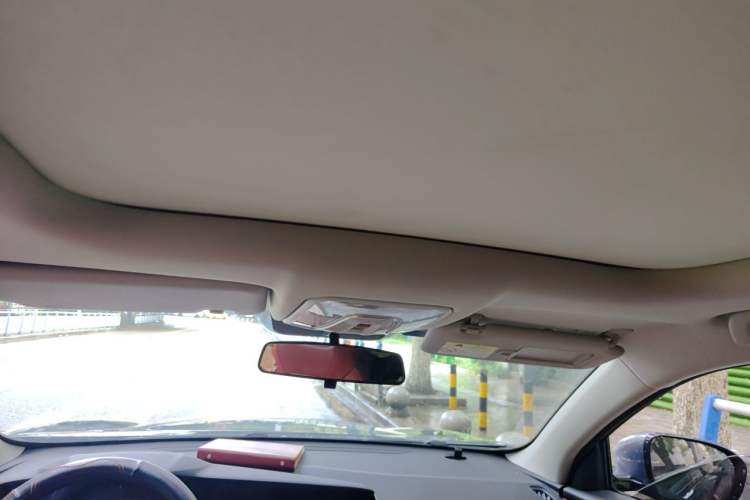 Used CHANGAN CS75 PLUS 2022 Classic Edition 1.5T Automatic Pioneer Model Headliner