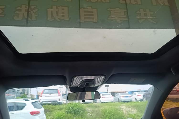 Used CHANGAN CS75 PLUS 2022 Second-Generation 2.0T Automatic Prestige Model Headliner