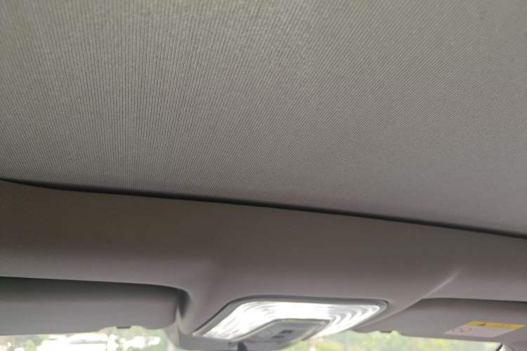 Used CHANGAN CS75 PLUS 2022 2nd Generation 1.5T Automatic Luxury Version Headliner