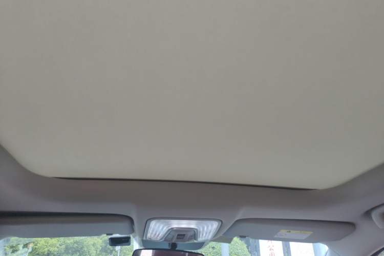 Used CHANGAN CS75 PLUS 2022 Classic Edition 1.5T Automatic Pioneer Model Headliner