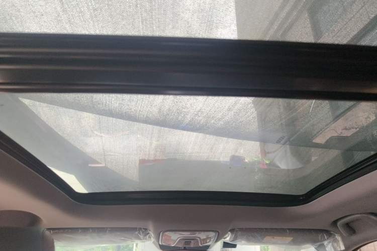 Used CHANGAN CS75 PLUS 2022 2nd Generation 1.5T Automatic Luxury Version Headliner