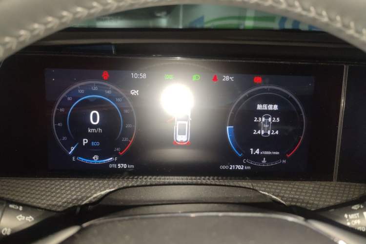 Used CHANGAN CS75 PLUS 2022 2nd Generation 1.5T Automatic Prestige Version Instrument Cluster