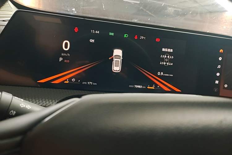 Used CHANGAN CS75 PLUS 2022 2nd Generation 1.5T Automatic Prestige Version Instrument Cluster