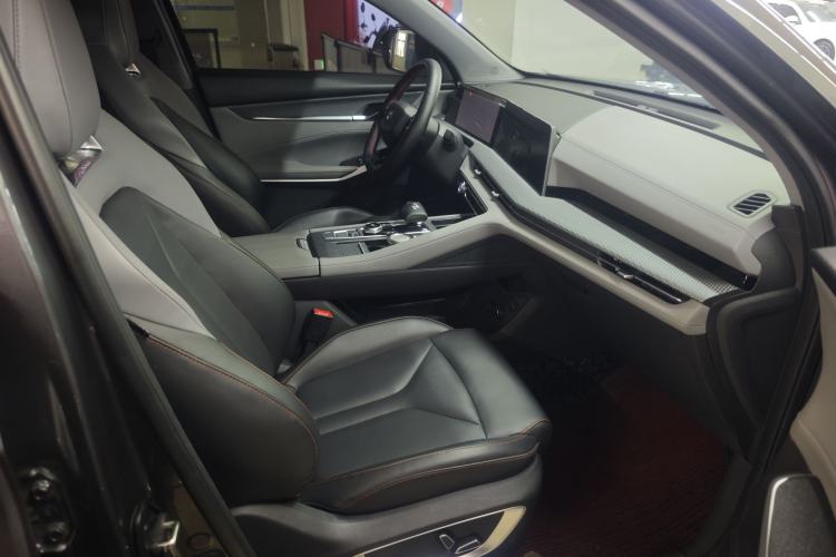 Used CHANGAN CS75 PLUS 2022 2nd Generation 1.5T Automatic Prestige Version Interior 10