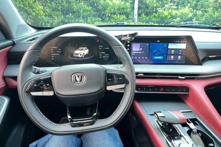 Used CHANGAN CS75 PLUS 2022 2nd Generation 1.5T Automatic Prestige Version Interior 2