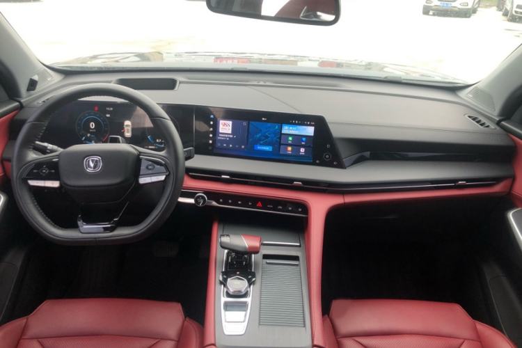 Used CHANGAN CS75 PLUS 2022 2nd Generation 2.0T Automatic Flagship Version Interior 2