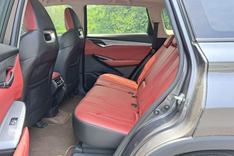 Used CHANGAN CS75 PLUS 2022 1.5T Automatic Luxury Model Interior 3