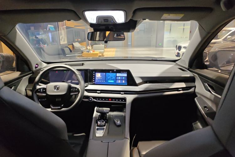 Used CHANGAN CS75 PLUS 2022 2nd Generation 1.5T Automatic Pilot Version Interior 3