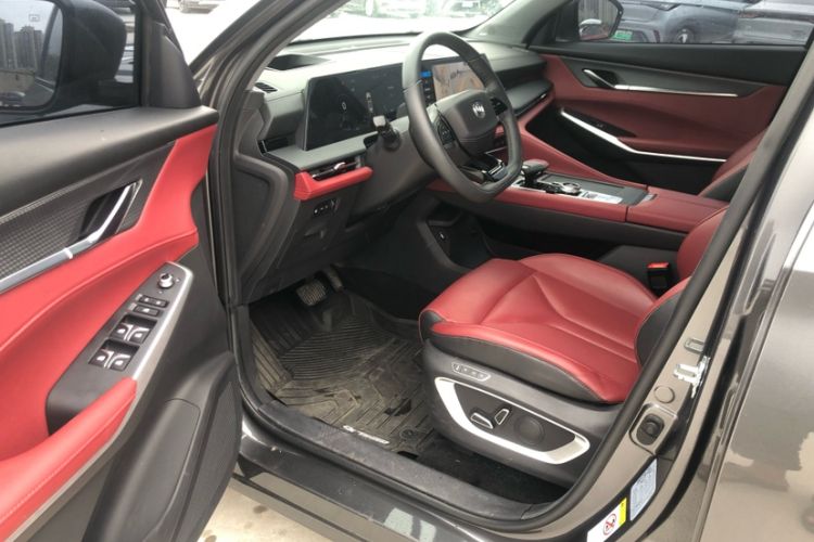 Used CHANGAN CS75 PLUS 2022 2nd Generation 2.0T Automatic Flagship Version Interior 3