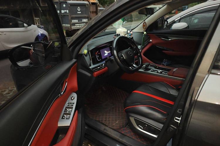 Used CHANGAN CS75 PLUS 2022 2.0T Automatic Pilot Version Interior 3