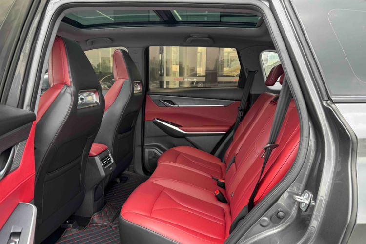 Used CHANGAN CS75 PLUS 2022 2nd Generation 1.5T Automatic Prestige Version Interior 3