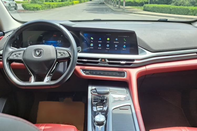 Used CHANGAN CS75 PLUS 2022 1.5T Automatic Luxury Model Interior 4