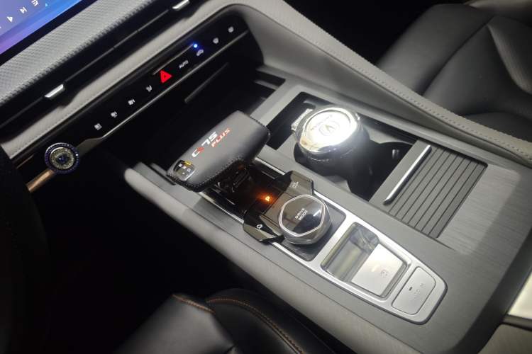Used CHANGAN CS75 PLUS 2022 2nd Generation 1.5T Automatic Prestige Version Interior 5